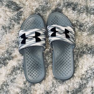 Boys Under Armour slides
